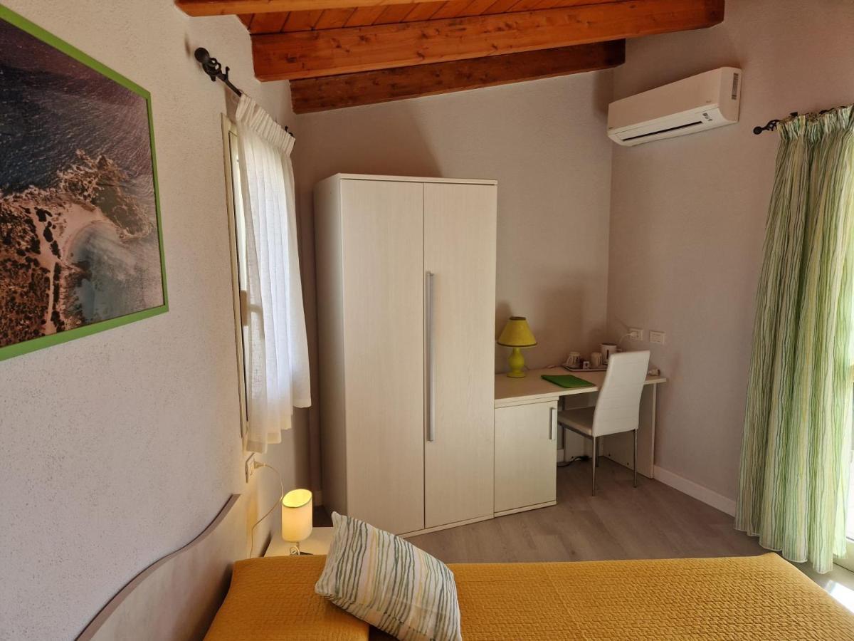 Ca'Mea Bed & Breakfast วิลลัสซีมีอุส ภายนอก รูปภาพ